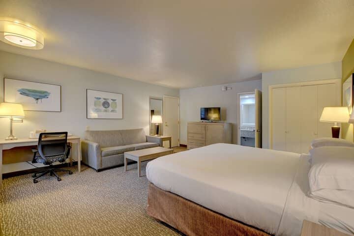 Room 14 of 46