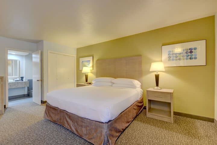 Room 12 of 46